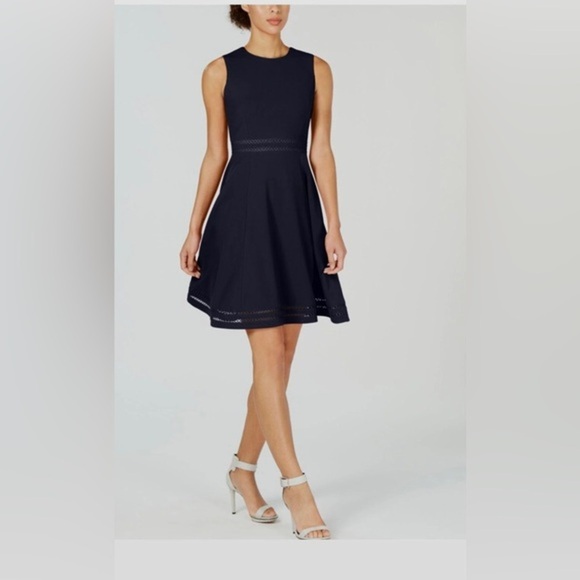 Calvin Klein navy blue lace illusion trim fit & flare sheath dress size 8 petite - Picture 2 of 5